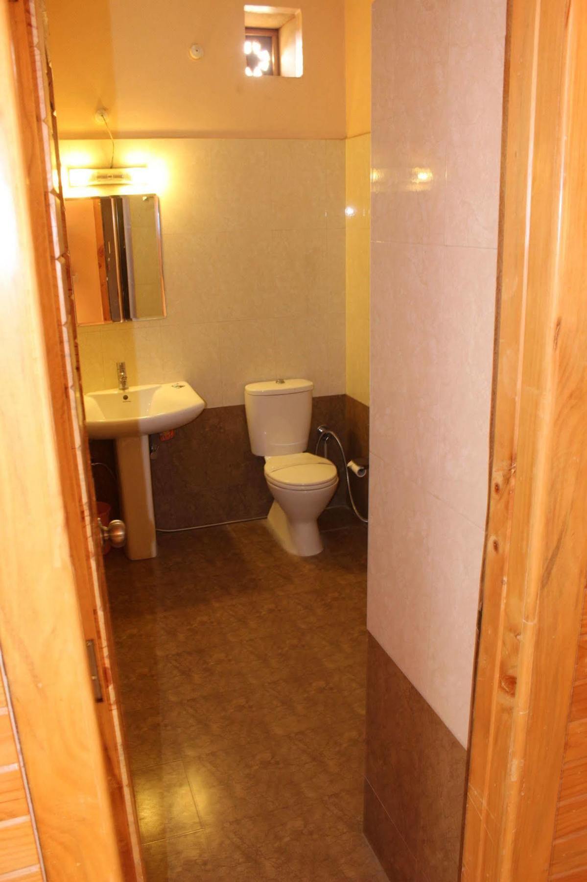 Hotel Imperial Dzsaiszalmer Kültér fotó